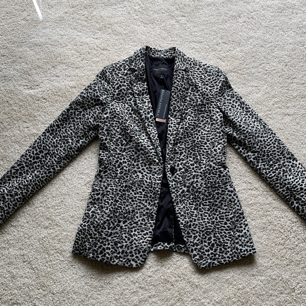 Banana Republic size 0 blazer -NWT!